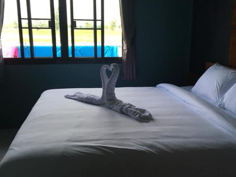Hotel image Huk Koon Resort and Cafe