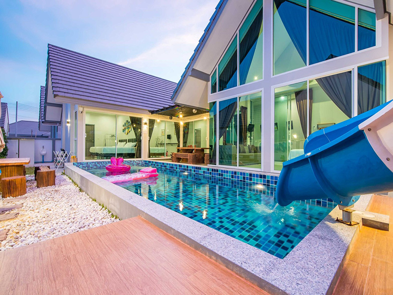 Million 9 Pool Villa