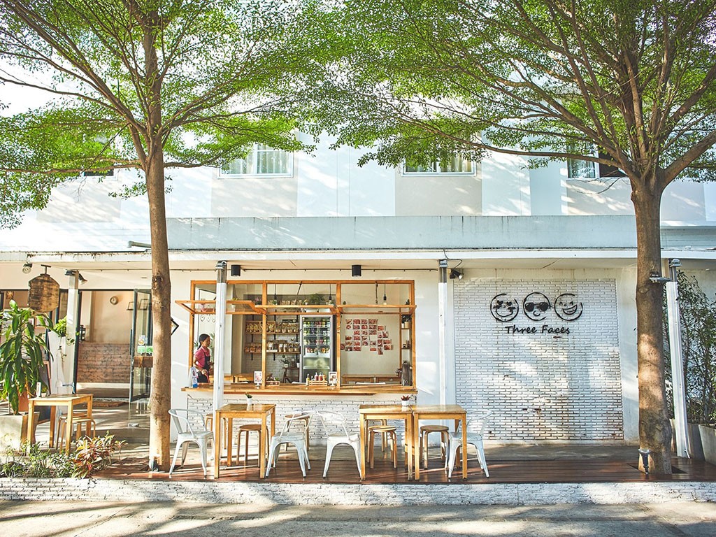 ทะเล โฮเทล แอนด์ วิลล่า