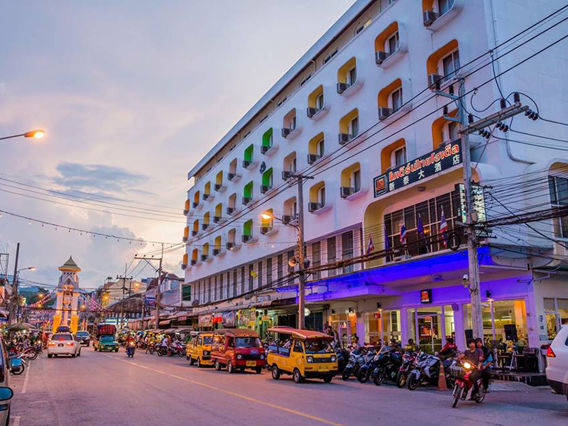 附近的酒店 Modern Thai Hotel Betong