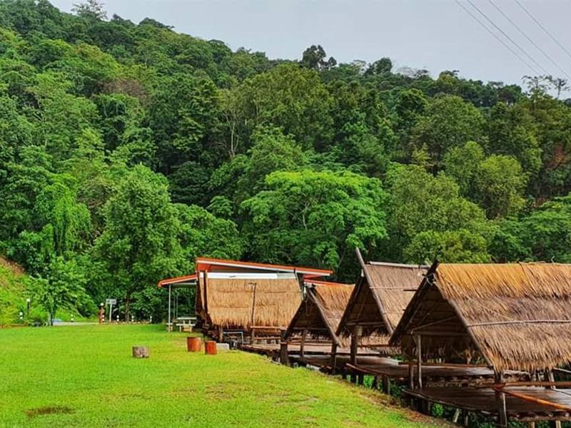 ร่มภูดาว รีสอร์ท