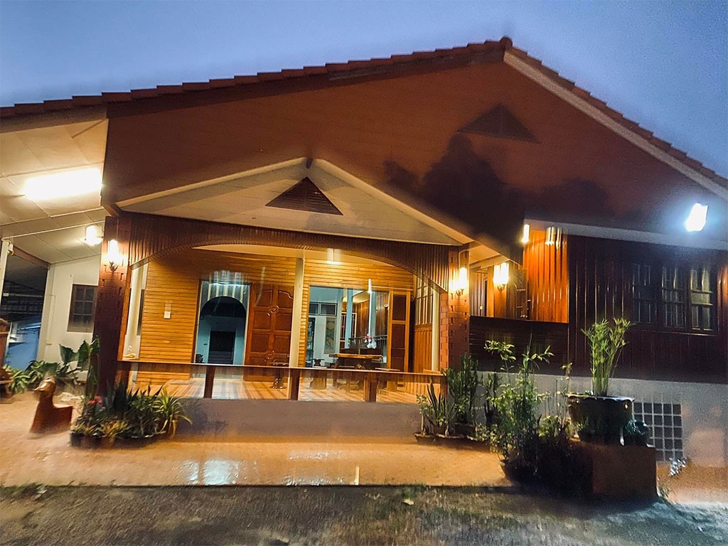 บ้านครูโชค