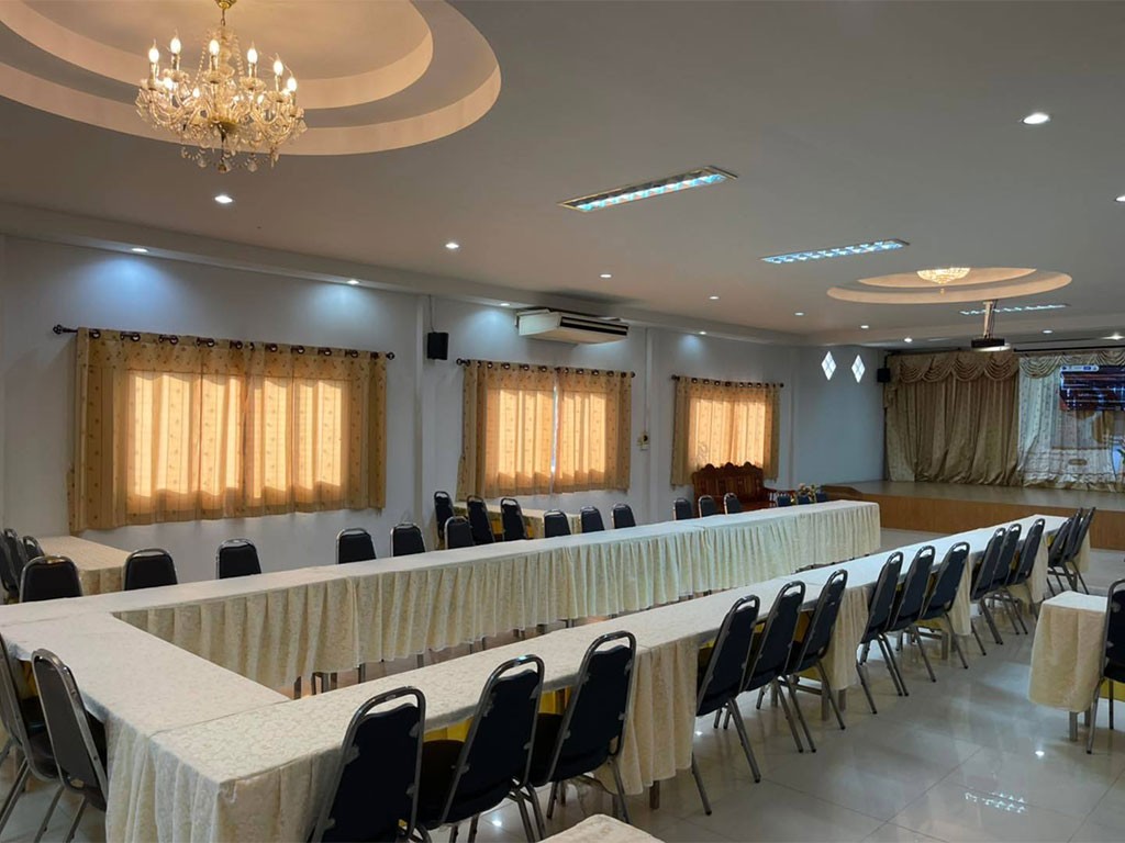 ปลายฟ้า รีสอร์ท อุบล