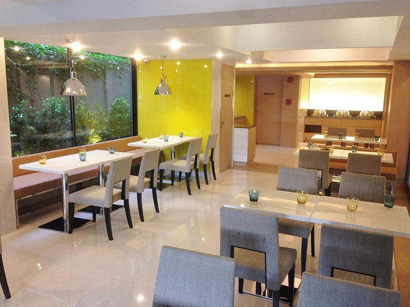 อัลท์ โฮเทล นานา