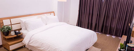 v square serviced apartment gateway