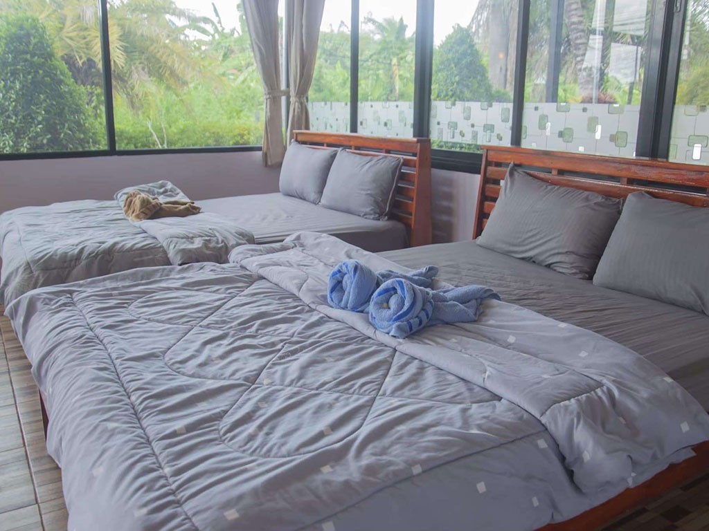 สะแกทอง รีสอร์ท