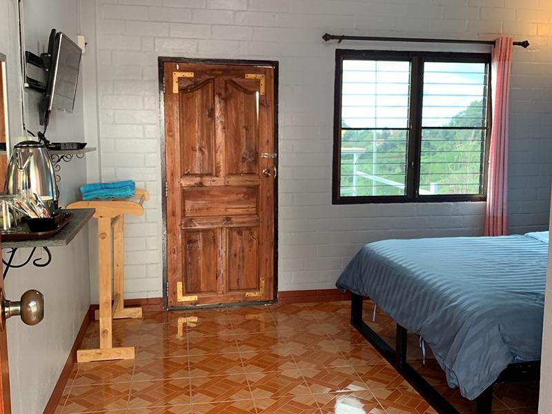 ชิว ชิว รีสอร์ท