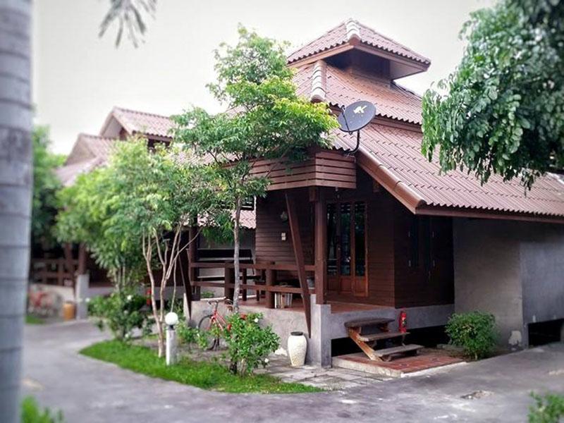 เรือนพฤกษา รีสอร์ท