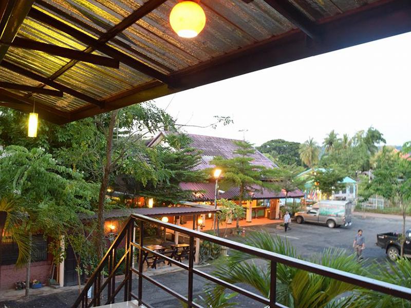 Nongbua Greenview Hotel