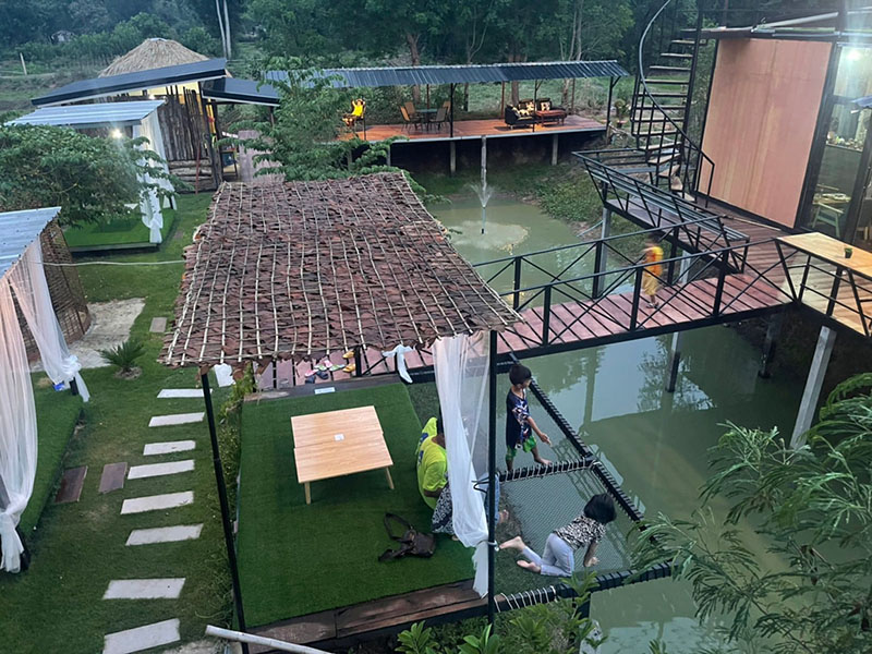 ฟิน คาเฟ่ แอนด์ รีสอร์ท