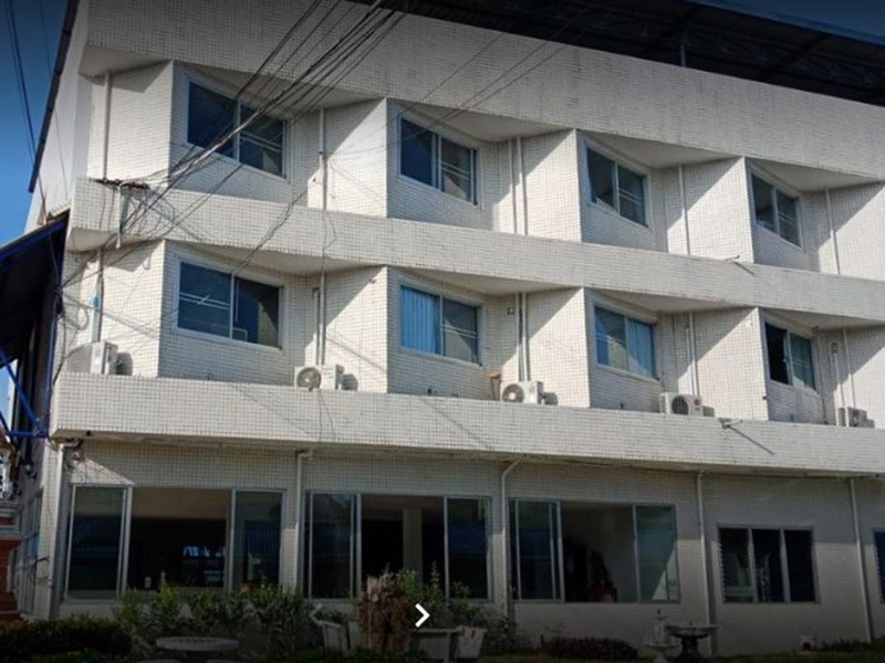 ธวัช โฮเทล