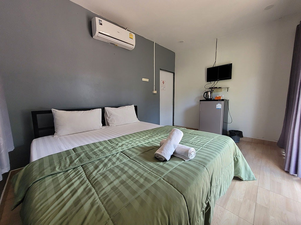 สวรรค์สร้างนางแก้ว รีสอร์ท