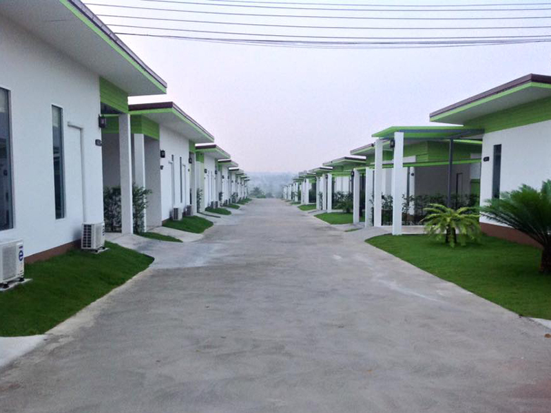 Hotels Nearby Banrai Resort Bowin