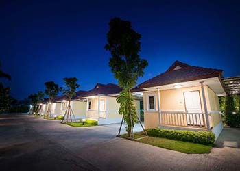 Tawan Resort Lopburi