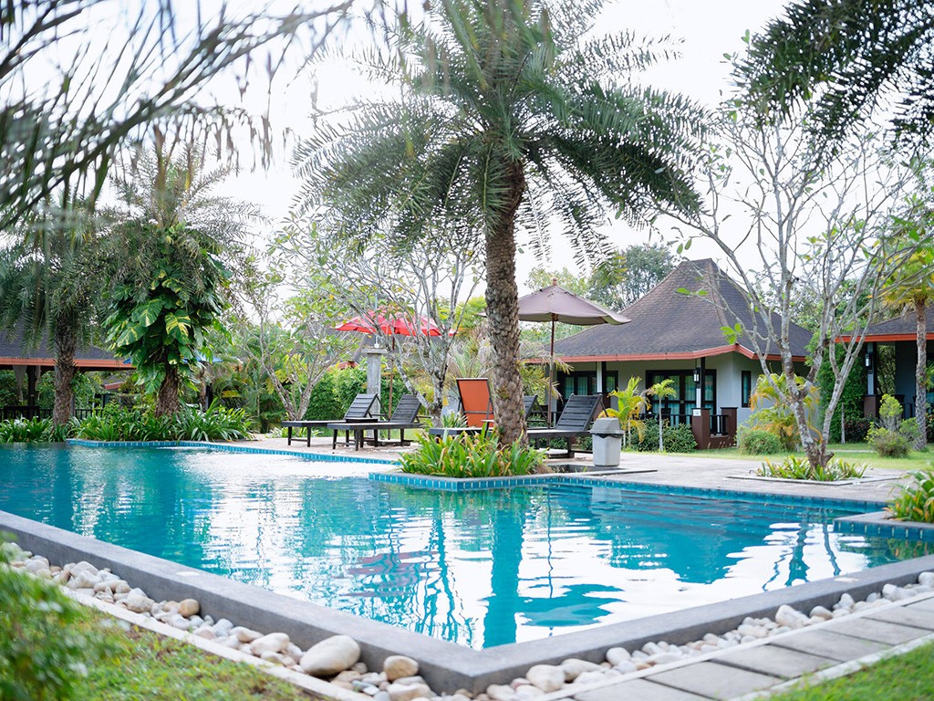 ภูชมหมอก รีสอร์ท