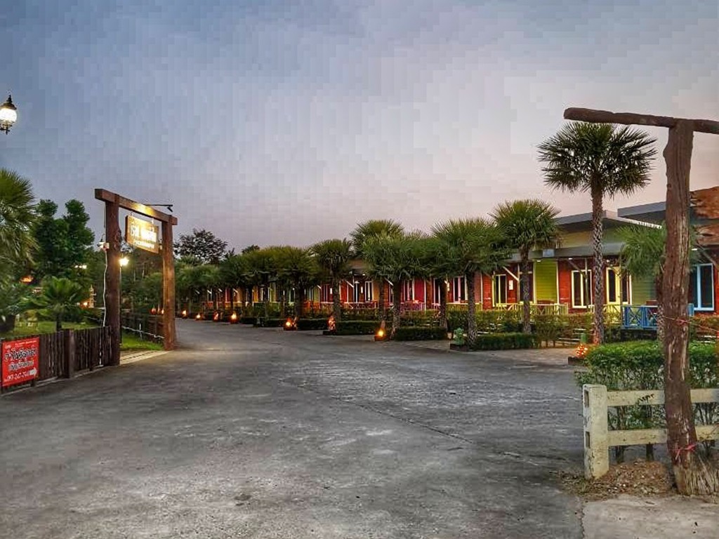 อำไพ รีสอร์ท