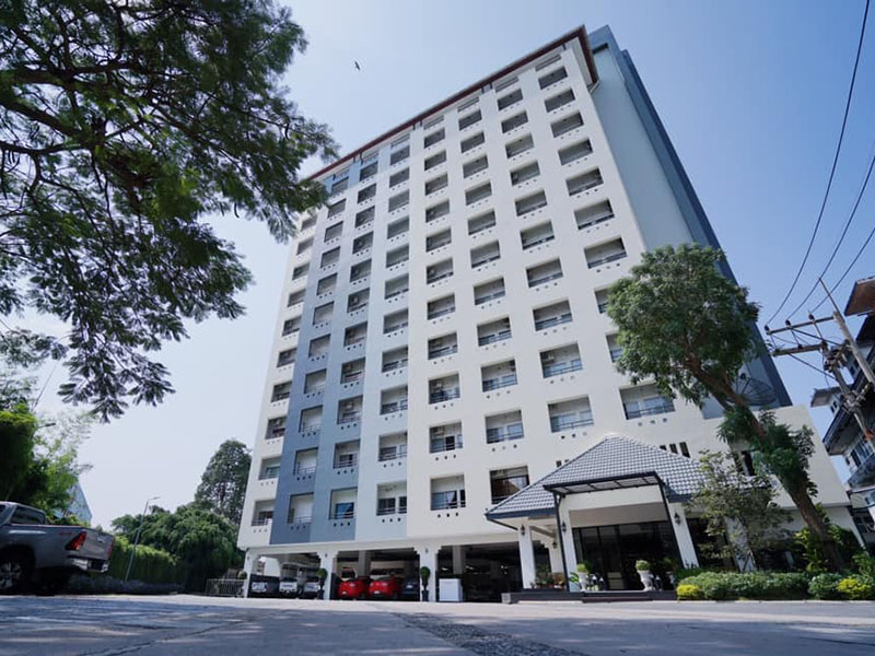 Hotels Nearby Ruenthip Residence Pattaya
