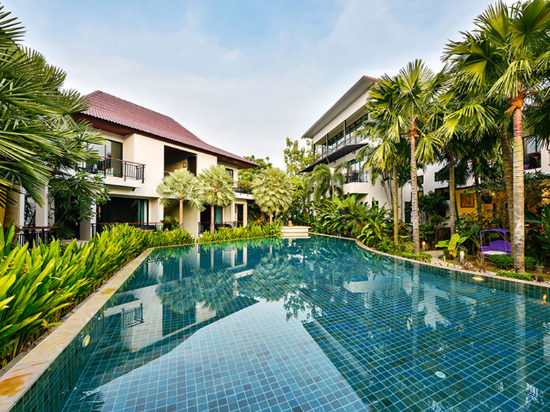 附近的酒店 Coco Retreat Phuket Resort and Spa