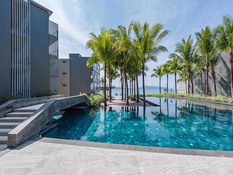 近くのホテル Oceanfront Beach Resort