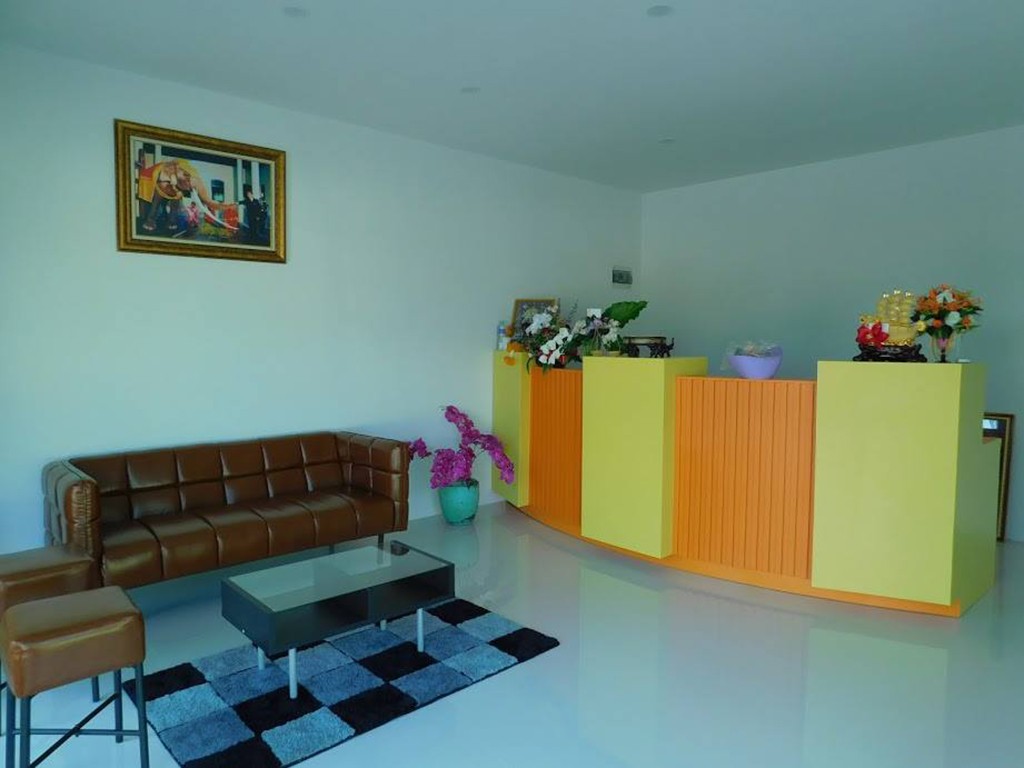 บ้านพลายงาม