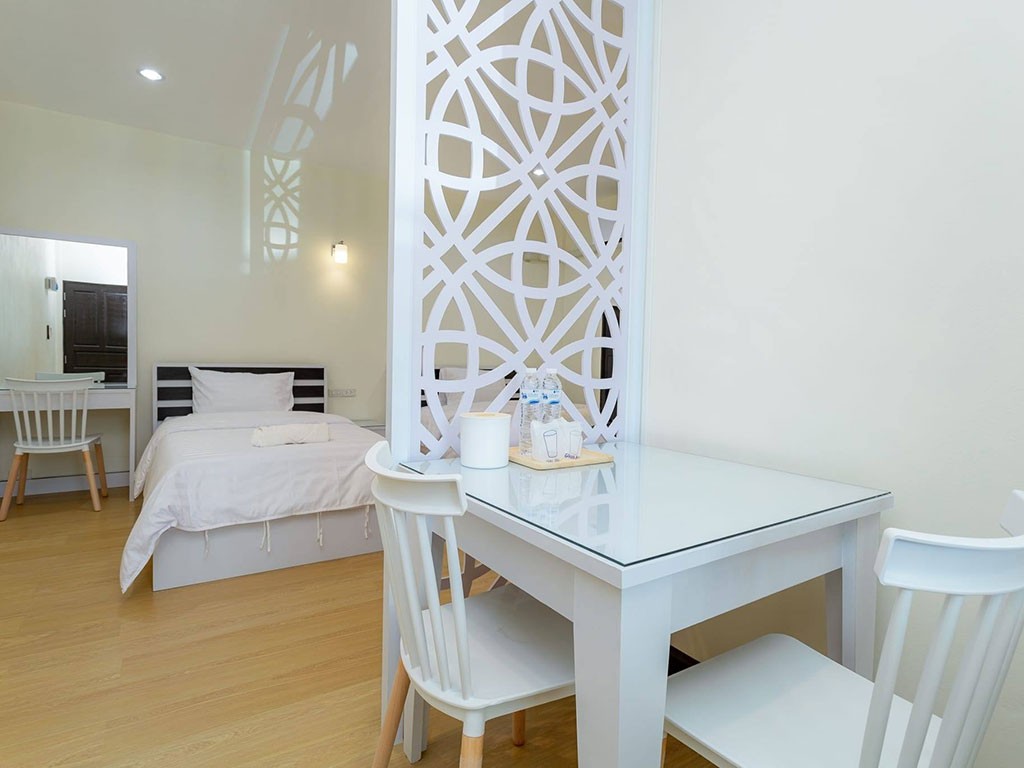 เรือนไทยเกสต์เฮาส์ 2