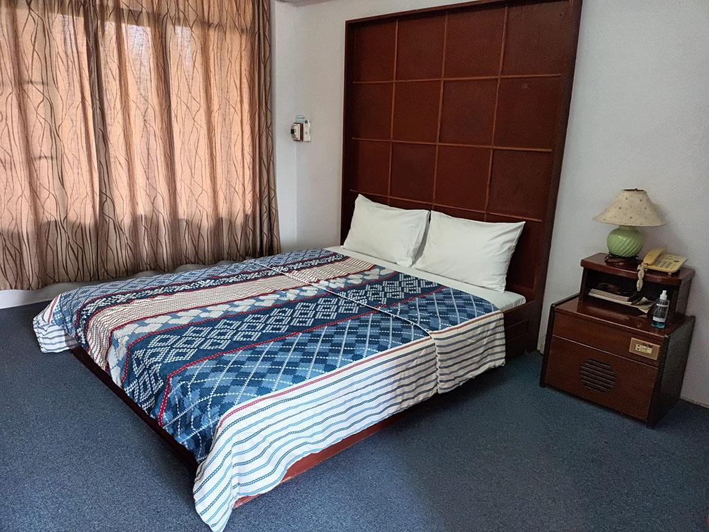 ปักธงชัยอินน์