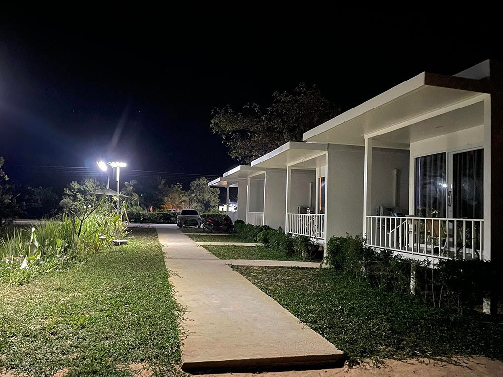 แวววาวการ์เด้น รีสอร์ท