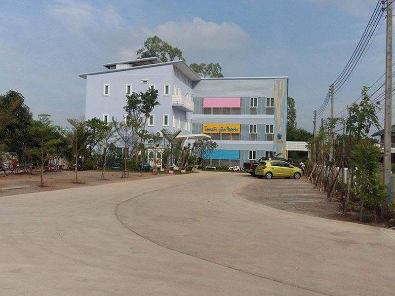 โอ่งแก้ว บูทิค รีสอร์ท