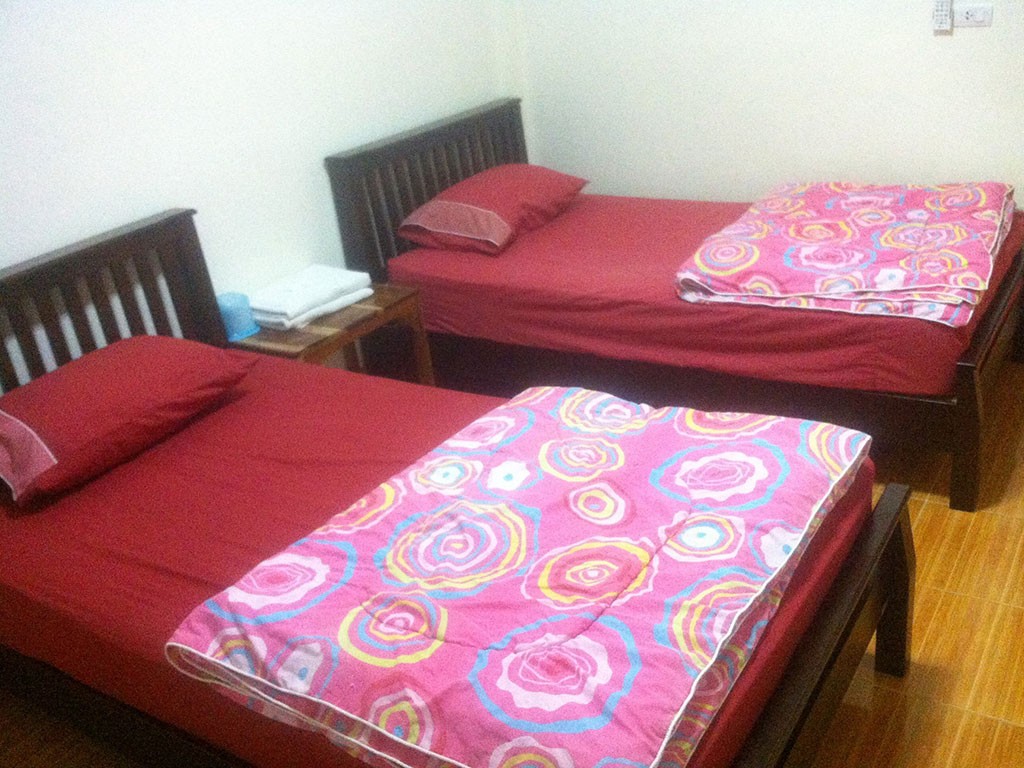 รัชนีโฮม แอนด์ รีสอร์ท