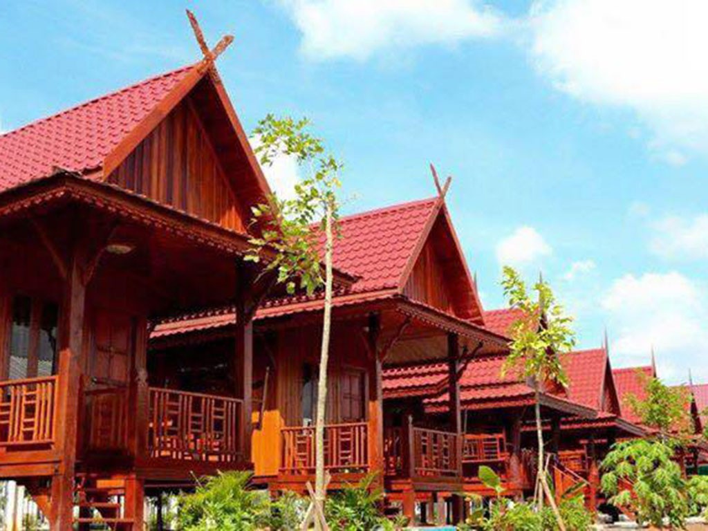 ส พวงทองรีสอร์ท