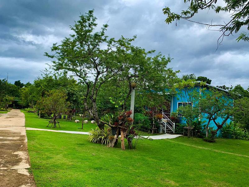 บ้านสวนครูเสริฐ