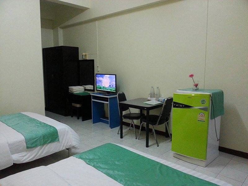 ลำพูน เพลส