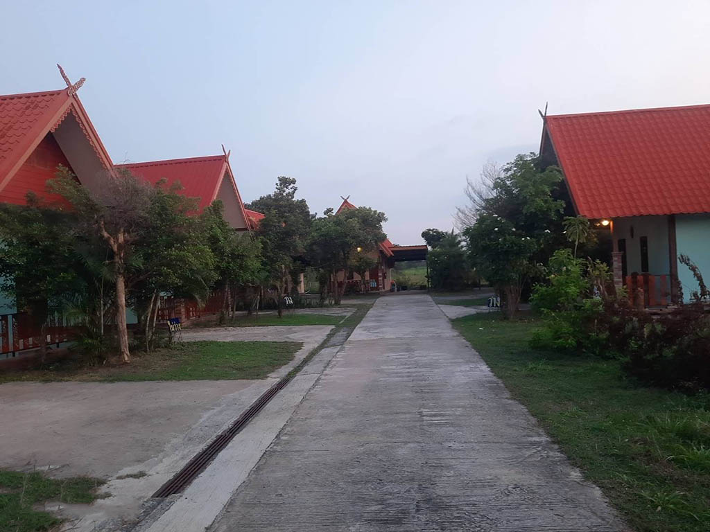 Baan Suan Resort Selaphum