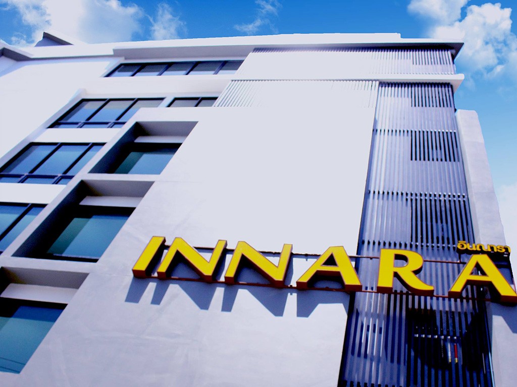 Hotels Nearby Innara Hotel Pattaya