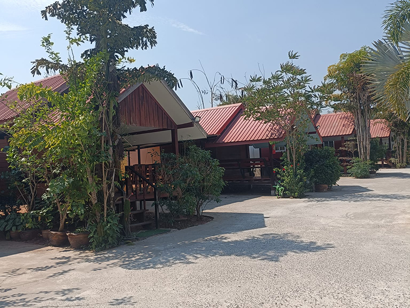 Sakchai Fishingpark Resort