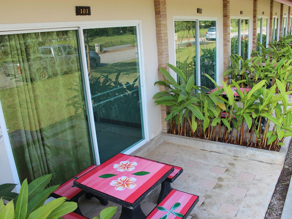 ฟาร์มวิว รีสอร์ท