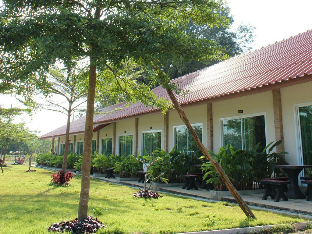 ฟาร์มวิว รีสอร์ท