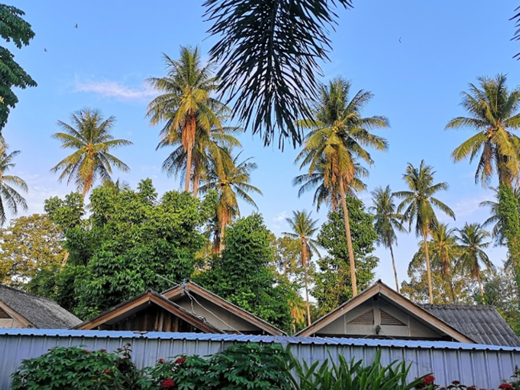 Ban Pak Plern Ram Phueng