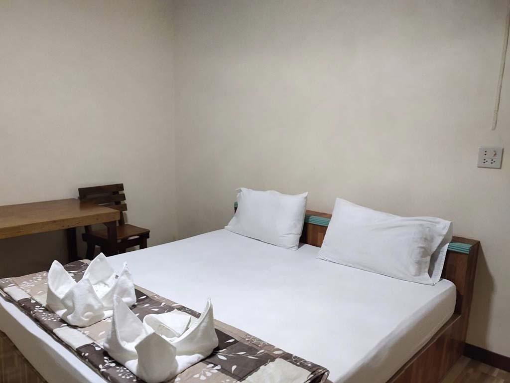 สระกระโจม รีสอร์ท สมายล์