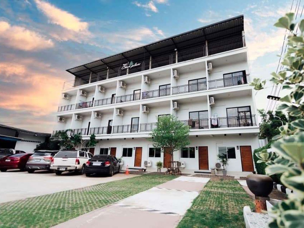 ชาญเพลส