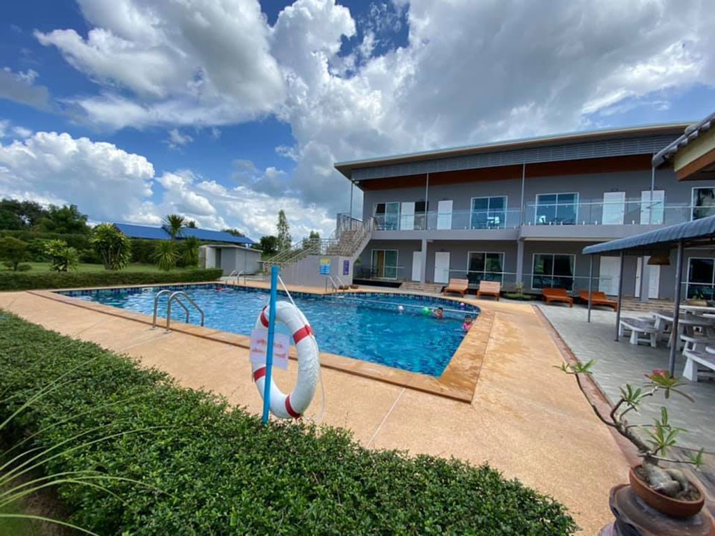 ปะคำ การ์เด้น รีสอร์ท