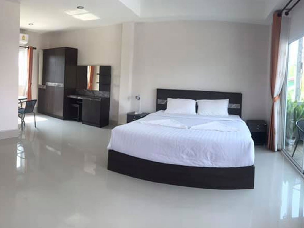 ปะคำ การ์เด้น รีสอร์ท