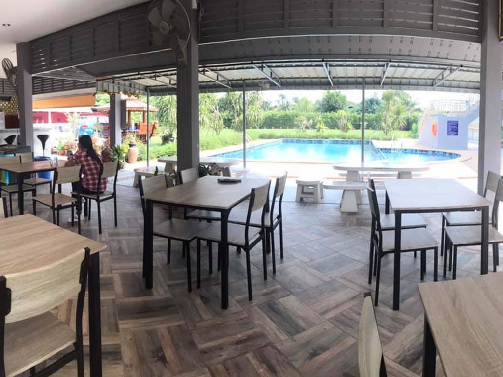 ปะคำ การ์เด้น รีสอร์ท