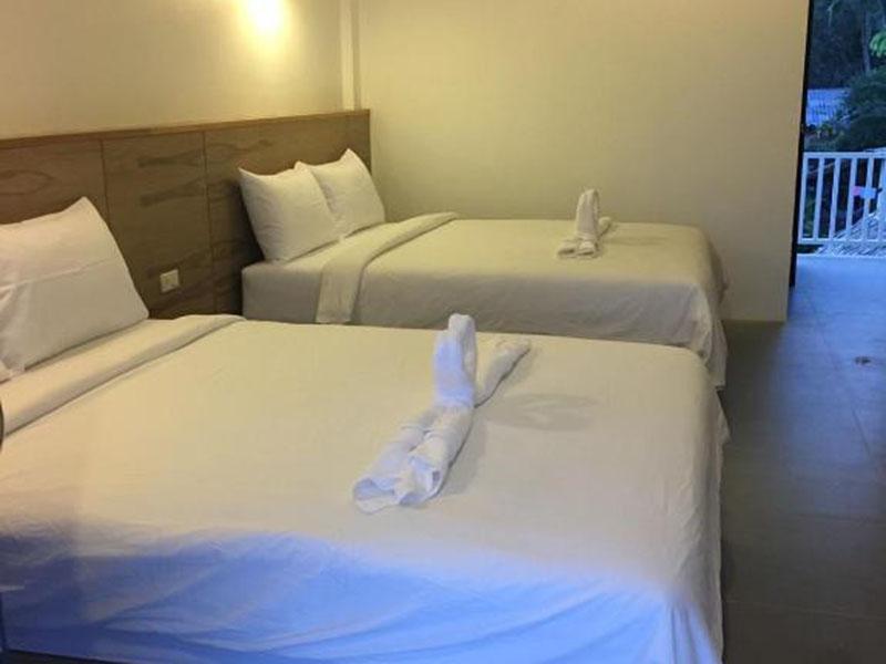 Hotel image Macs Bay Resort