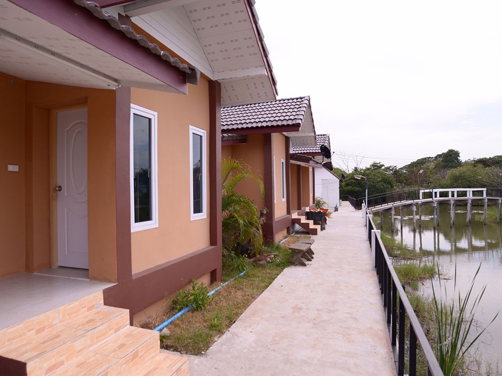 ธารทอง รีสอร์ท