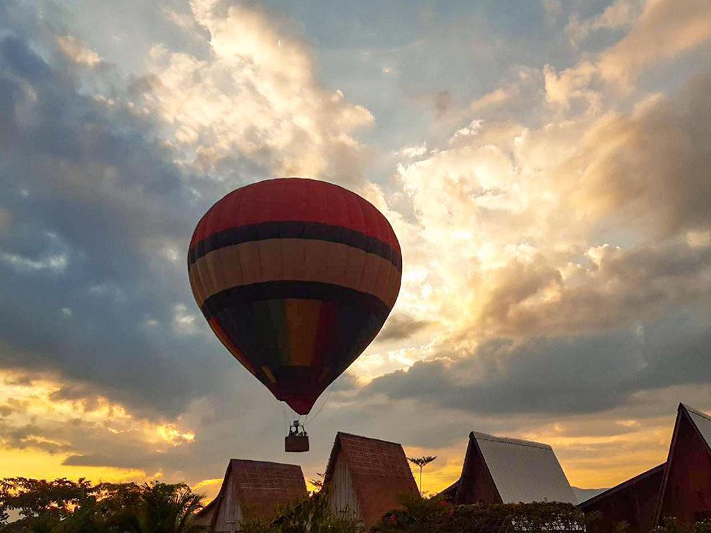 น่านอน บ้านนา