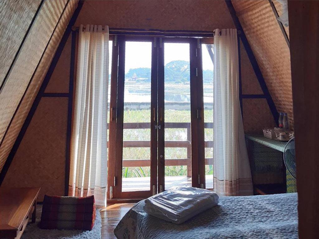 น่านอน บ้านนา