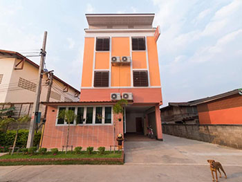 Lomluang Hostel