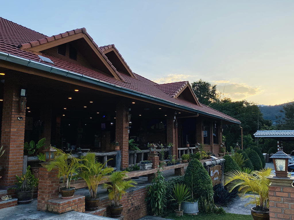 Baan Lhongkhao Chiangdao View