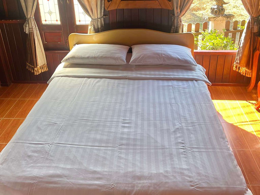 บ้านไม้ รีสอร์ท เกาะโพธิ์